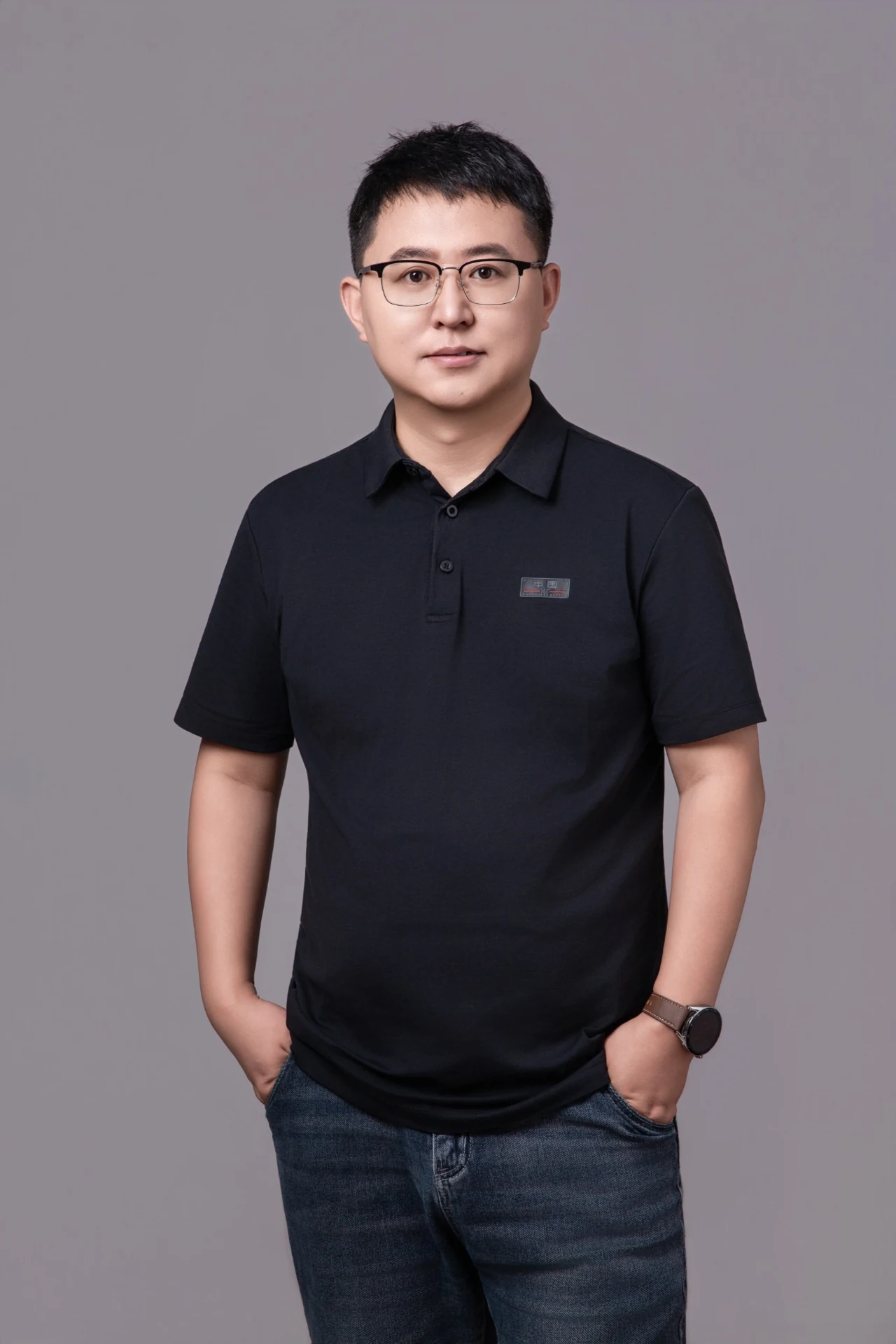 封川老师人物照片